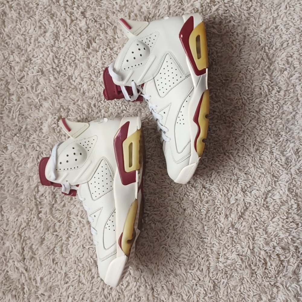 Air Jordan 6 Retro Size 8 Off White/ Maroon GUC - Picture 3 of 14